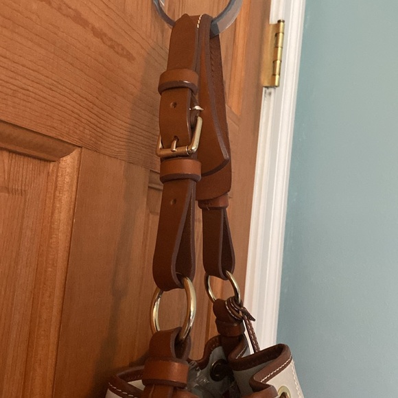 Dooney & Bourke White Leather Bucket Bag Purse - Picture 4 of 12